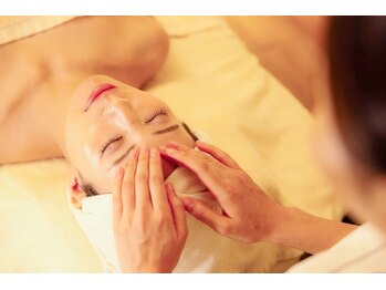 ジーナス 浦安ブライトンホテル東京ベイ/幹細胞フェイシャル