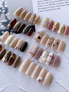 アグ ネイル(AGU NAIL)の写真/【定額コース¥7500～】トレンドデザインから個性派まで豊富な定額デザインから好きなものに巡り会える