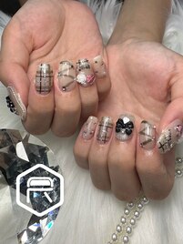 チェックネイル