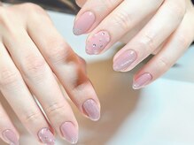 ネイルアンドまつげエクステ専門サロン スリー(THREE)/上品マグネット&ドット