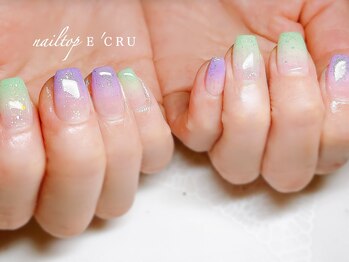 ネイルトップエクル(nail top E CRU)/