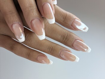 ジュイール(Jouir)/ツヤ強調のオーロラフレンチ