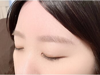 ノーティス 浦和(NOTICE)/お顔のバランス似合わせた平行眉