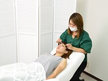 ベルナ(beluna)/施術中
