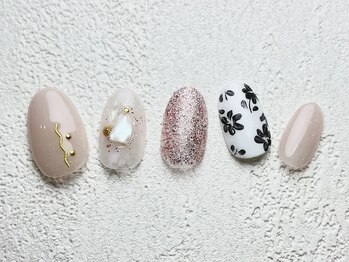 ネイルブレイク リリア(Nail Break lilia)/【初回オフ無料】フラワーネイル