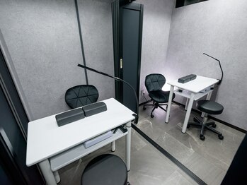 お友達やご家族との同時施術も◎