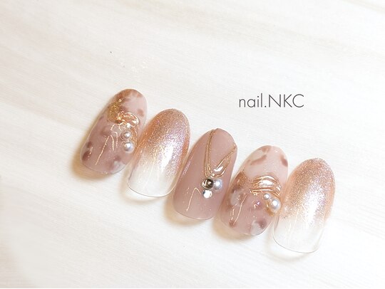 2025年冬】ニュアンス ベージュのネイルデザイン集｜人気順  