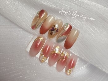 エンジェルビューティー 上野(Angel Beauty)の写真/《初回オフ込み♪定額4980円～》繊細な手描きアートも思いのまま♪高い技術を持つネイリストが担当！