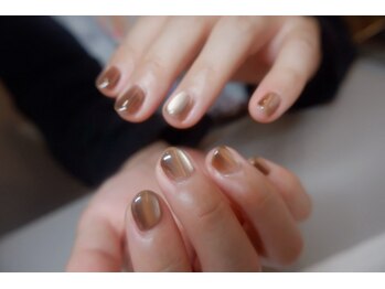 秋冬に塗りたくなるブラウン