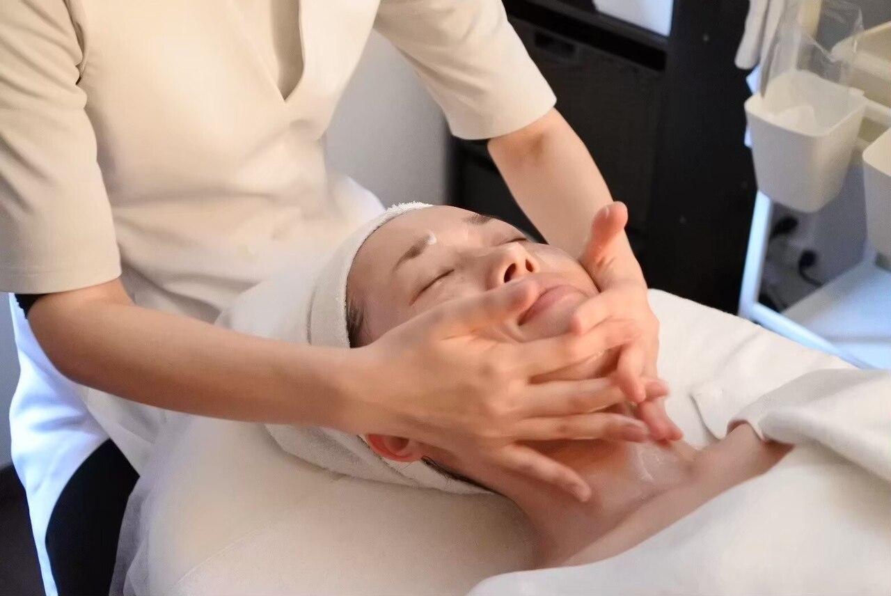 〈スペシャルチケットをお持ちの方限定〉フェイシャルトリートメント体験