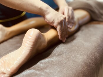 リトリートルア(RETREAT LUA)の写真/足裏～ふくらはぎをしっかり流すリンパマッサージでむくみ撃退！本気で痩せたい方にダイエット相談も◎