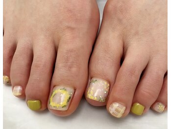 エムスラッシュ ネイル センター北店(M.SLASH)/ミモザフットネイル