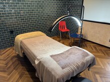 フルフラットベットでの施術です