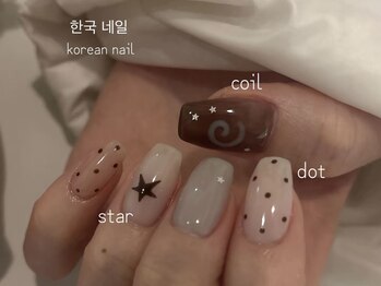 アル(ar.)/手描き韓国ネイル