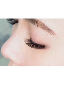 ボリュームのある目元にしたい