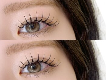 トムテ(tomte)の写真/【濃さ感×持続力】話題のダブルフラットラッシュ☆自まつ毛への馴染みが良く、自然な仕上がりに◎