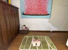 ハチテンヨン(8・4)の雰囲気(玄関内)