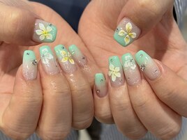 ミント　ハイビスカス　夏ネイル