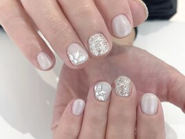 (パラジェル》雪の結晶ネイル