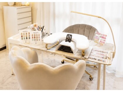 スリーサロン(N°3 salon)の写真