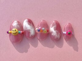 カラフルヒッピーネイル