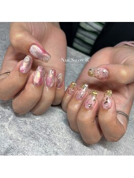 ネイルサロン R/スタイリングコース