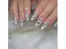 キラキラスカルプネイルも♪