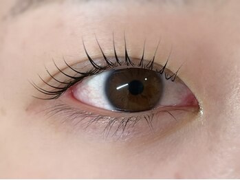 ビューティーアイ(beauty eye)の写真/【メンズ利用OK☆】綺麗な店内でゆったり寛ぎながら、貴方の理想の目元へ導きます☆似合わせデザインも◎