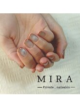 ミラ(MIRA)/フレンチネイル