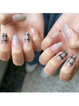 フィール(Feel)/チェックネイル