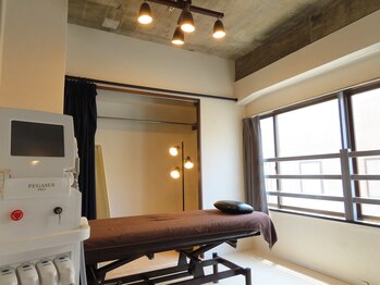 サンデートータルビューティーサロンニイガタ(Sunday Total Beauty Salon niigata)/施術台