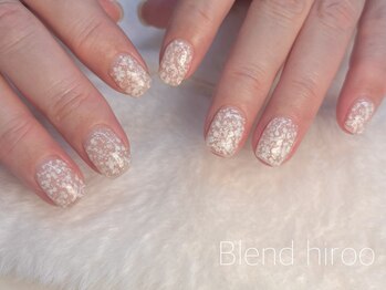 ブレンド 広尾店(BLEND)/湖面の雪