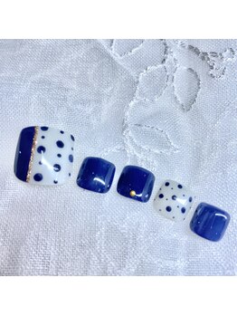 イーエムエー(e.m.a)/ブルー×ドット