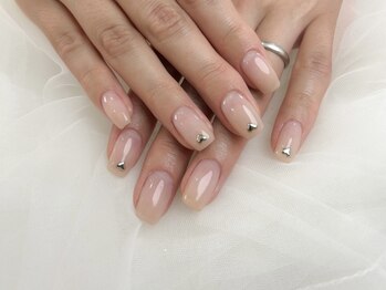 スレッドネイル(THRED nail)の写真/【オフィスネイル/ナチュラルデザイン】美フォルム＆ツヤが自慢の当店で、上品で繊細な大人の指先に◎