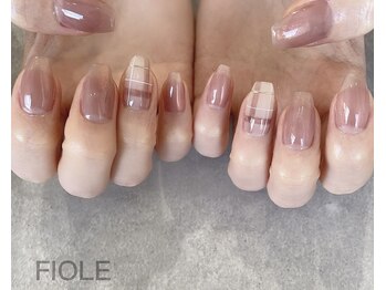 フィオル(FIOLE)/チェックネイル♪