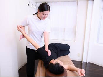 あさひ整骨院 心斎橋院の写真/【根本改善を目指すクチコミ高評価◎サロン】デスクワークによる目の疲れやかすみ・頭痛のお悩みに!