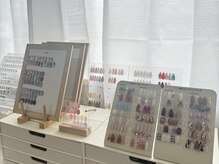 ナビ(nabi)の雰囲気(豊富なカラーと定額デザインも選び放題!)