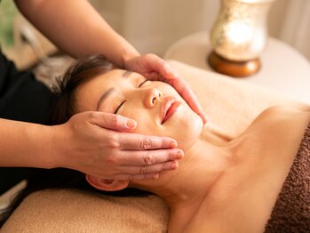 プラム(Plum in fortune lapis)/オールハンドフェイシャル