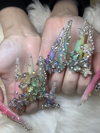 蝶々ネイル