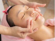 トマト(TOMATO)/フェイスマッサージ