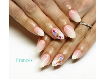 フランセス(Frances)/逆グラデーションネイル
