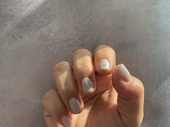 アンバイアオ 本町(UN by ao.)/オーロラホワイト