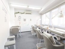 オーラムネイル(Aurum Nail ）)の雰囲気（おしゃれな空間でゆったり施術を受けられます♪）