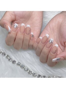 ウェリナ(WELINA)/フレンチネイル