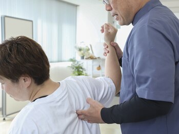 水戸整体院 創の写真/【肩甲骨はがし+全身整体90分初回3980円】”今、辛い…”凝り固まったガチガチ肩こりも肩甲骨から改善