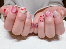 コーシェリ(koselig)/いちごネイル