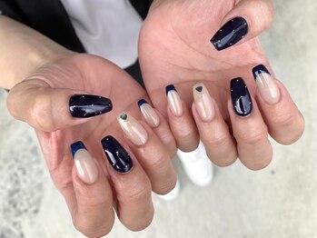 アテ(Ate)の写真/オフィスでも日常でも映える上質で上品なシンプルネイル♪ワンカラーが引き立つ美フォルムが自慢★
