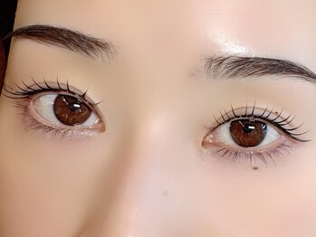 サロン ド ルピア(SALON de LUPIA)/ラッシュリフト