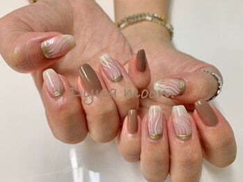 ダイナ ムーン(Dyna moon.)/ホワイトアート☆パラジェル