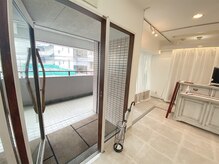 カルフールノア 新越谷店(carrefour noa)/開放感のある入り口です♪